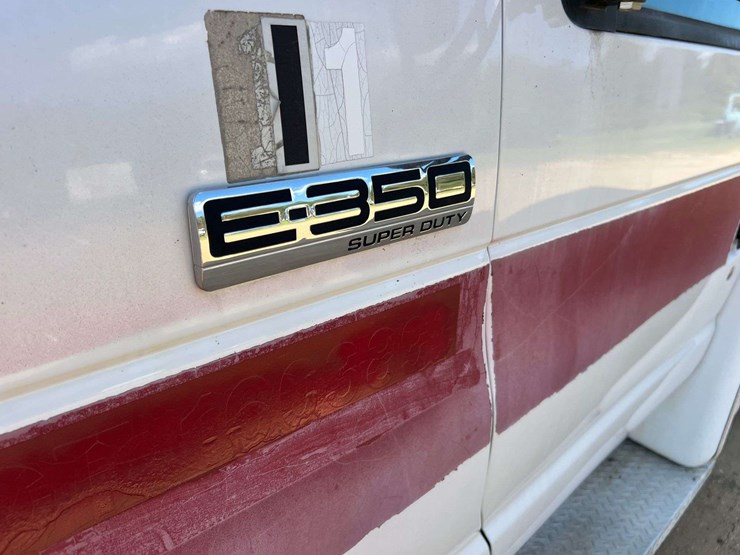 2006-ford-e350-image-61