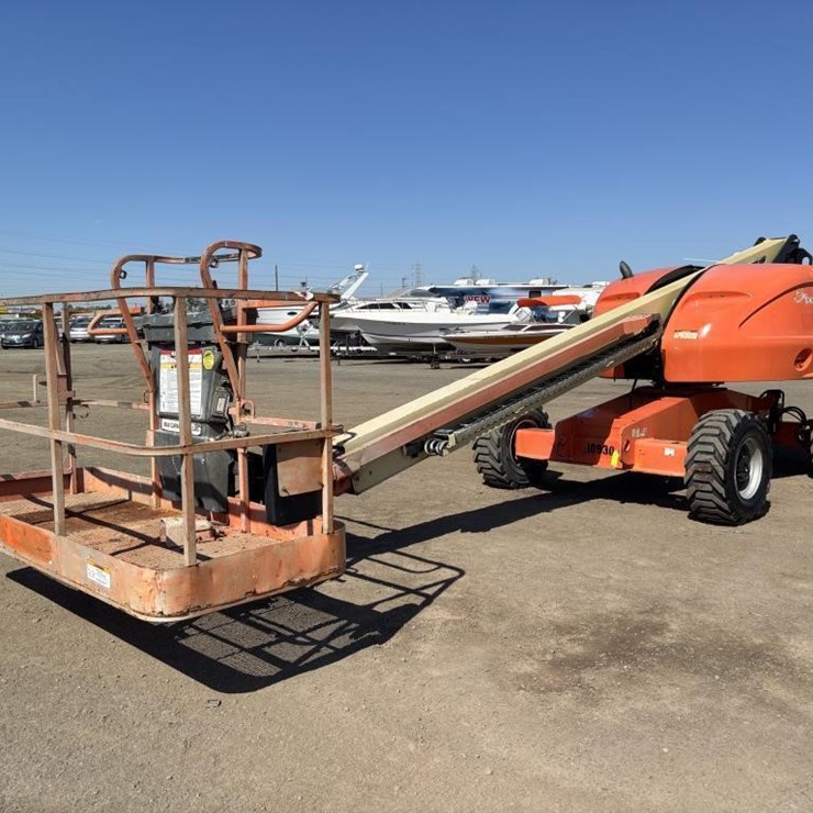 2007 JLG 400S