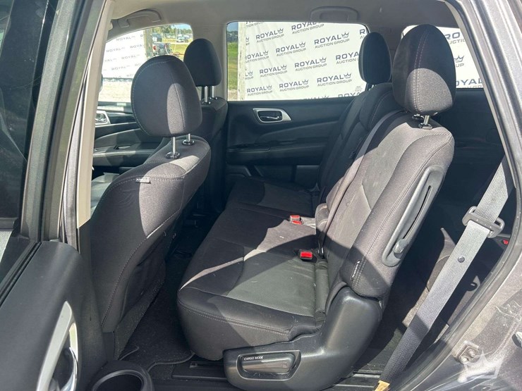 2019-nissan-pathfinder-image-21