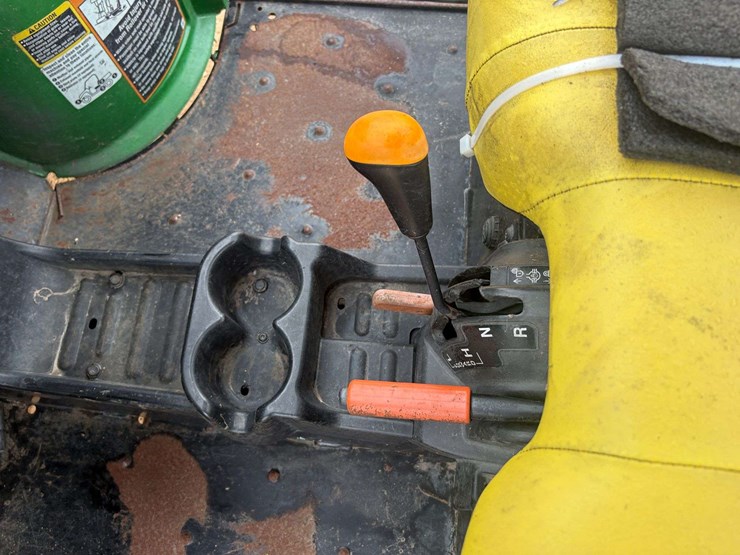 2016-john-deere-2-image-10