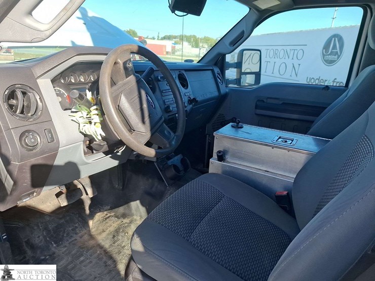 2012-ford-f350-image-10