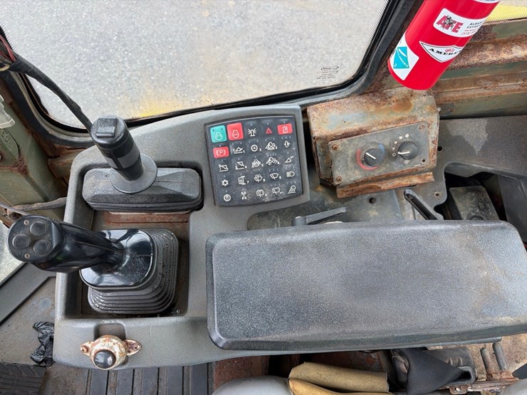 deere-624k-image-23