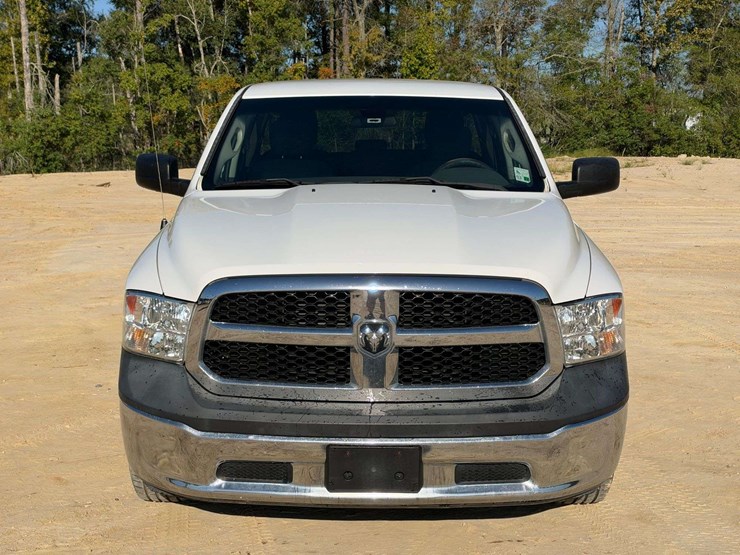 2017-dodge-1500-image-5