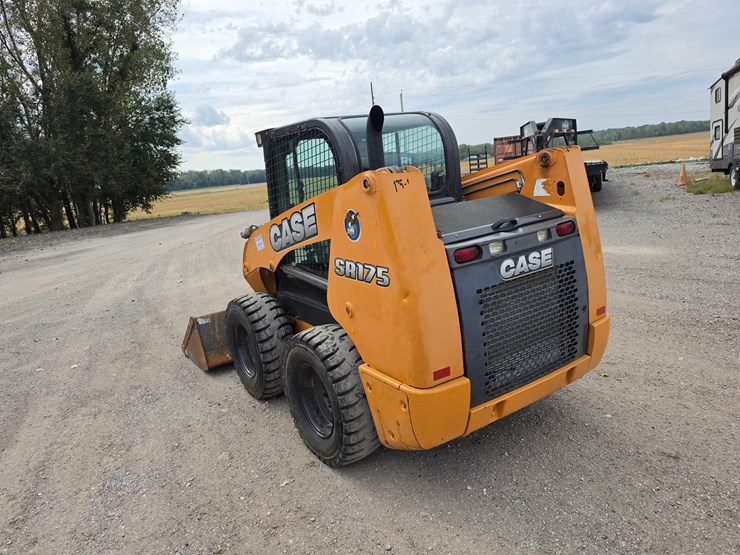 2015-case-sr175-image-9