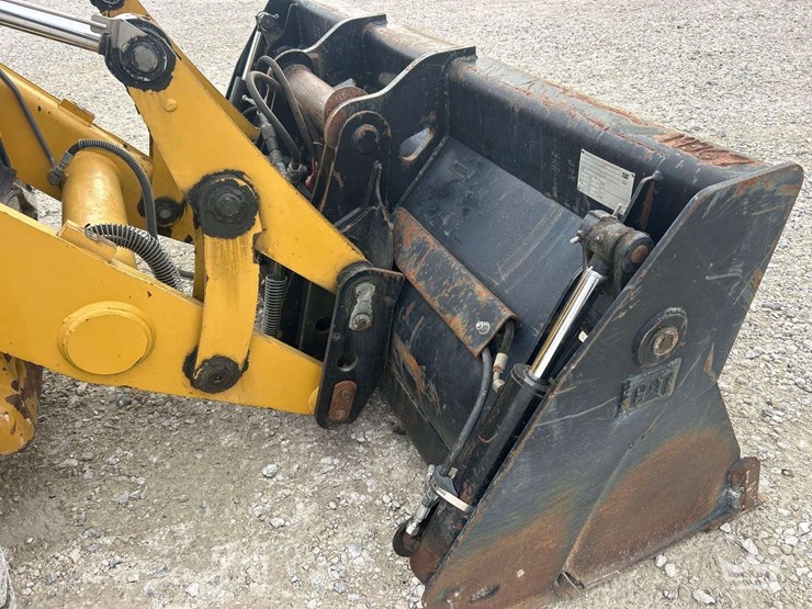 caterpillar-420f2-it-image-25