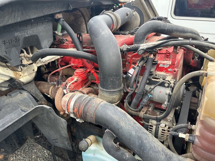 2015-international-prostar-image-46