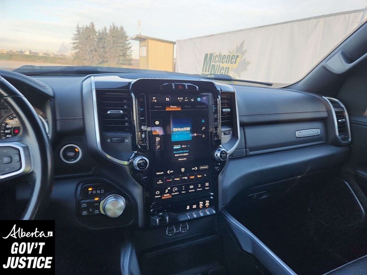 2022-dodge-1500-image-21