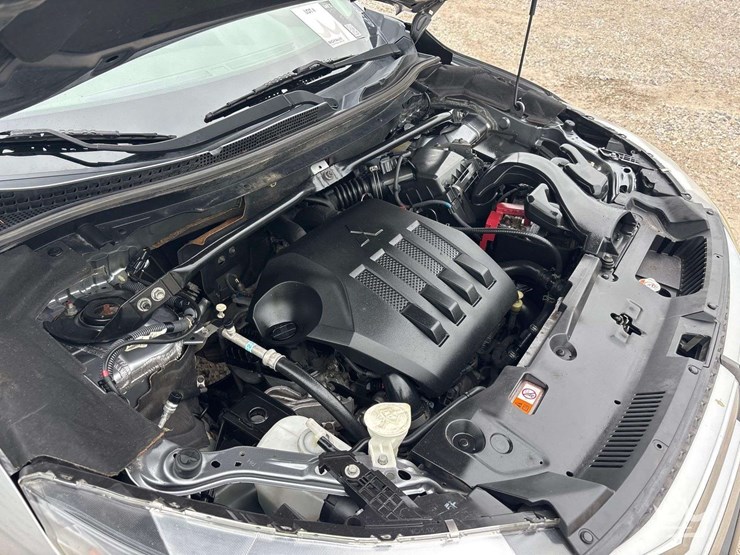 2018-mitsubishi-eclipse-cross-image-9