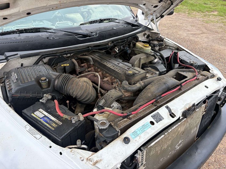 2001-dodge-ram-3500-image-23