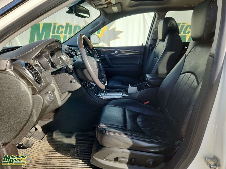 2015-buick-enclave-image-13