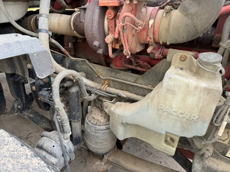 2022-kenworth-t680-image-53