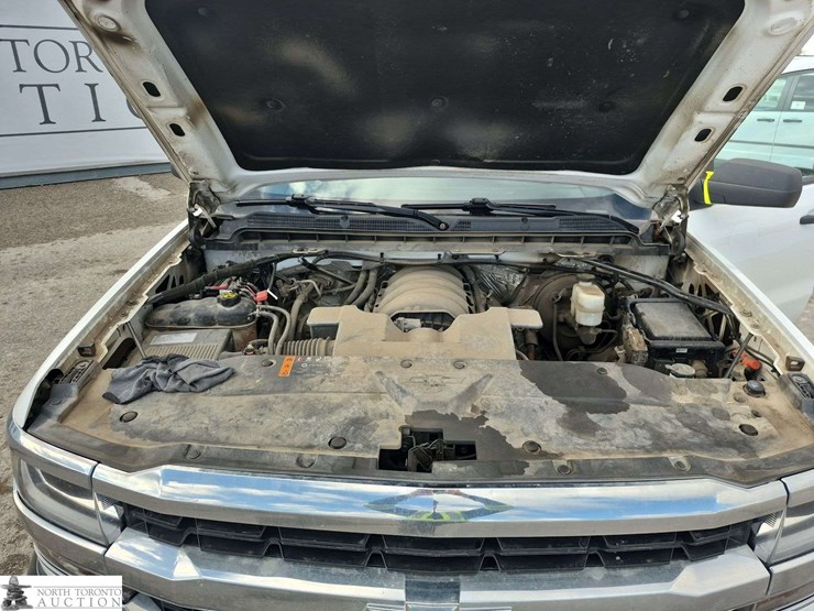 2017-chevrolet-silverado-1500-image-9