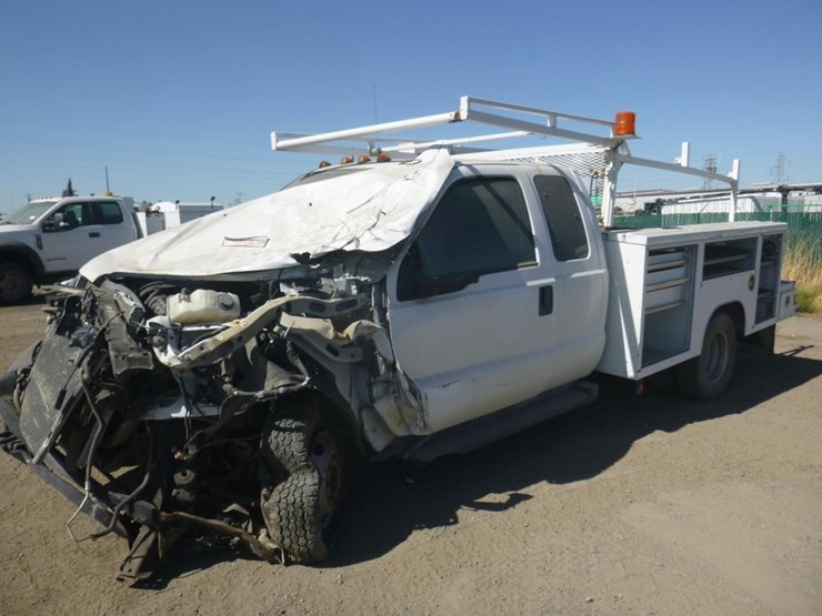 2015-ford-f350-image-1