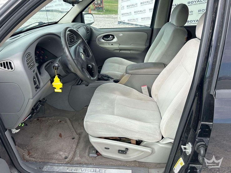 2007-chevrolet-trailblazer-image-12