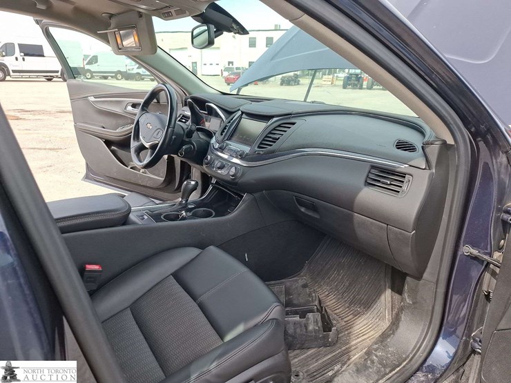 2017-chevrolet-impala-image-17
