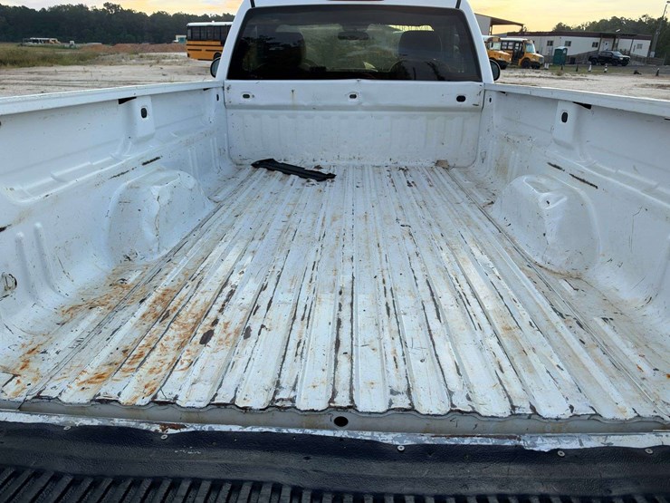 2010-gmc-sierra-1500-image-14