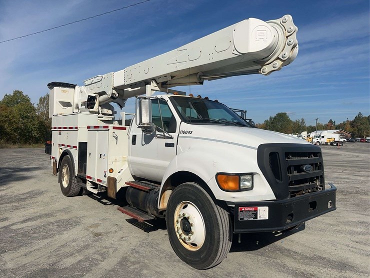 2004-ford-f750-image-3