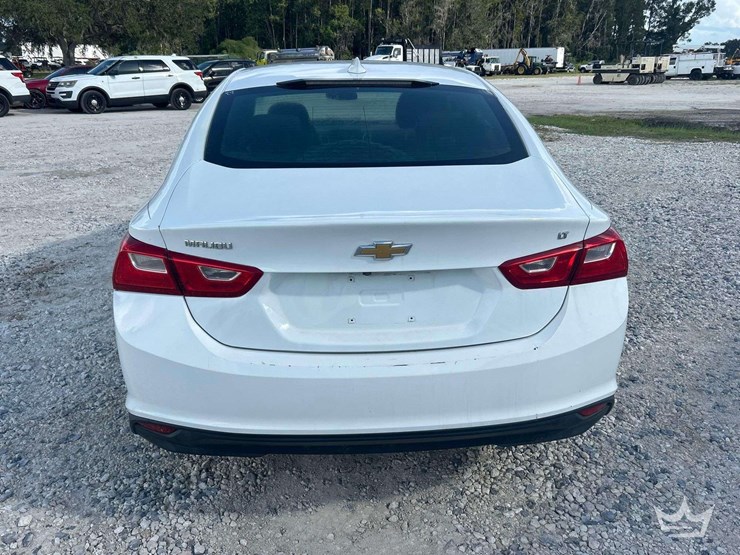 2018-chevrolet-malibu-sedan-image-28