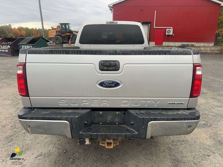 2013-ford-f350-xlt-image-6