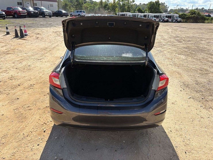 2017-chevrolet-cruz-4-door-sedan-(140,649-miles)-image-20