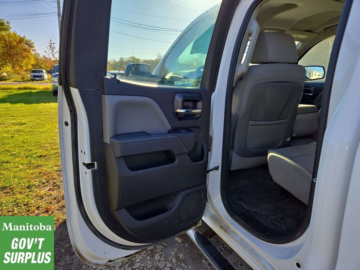 2014-chevrolet-silverado-1500-image-22