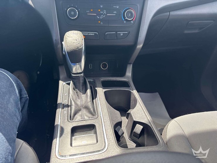 2018-ford-escape-image-12