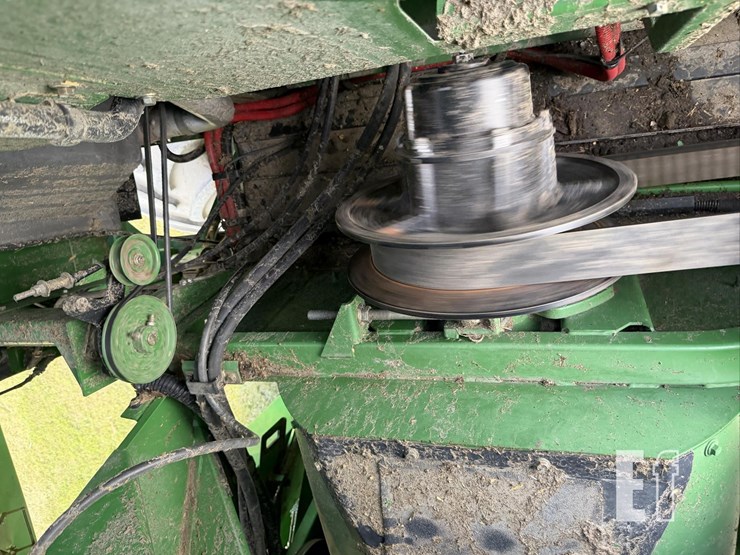 2011-john-deere-9770-sts-image-102