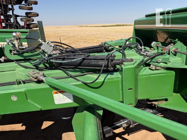 great-plains-3s4000hd-image-17
