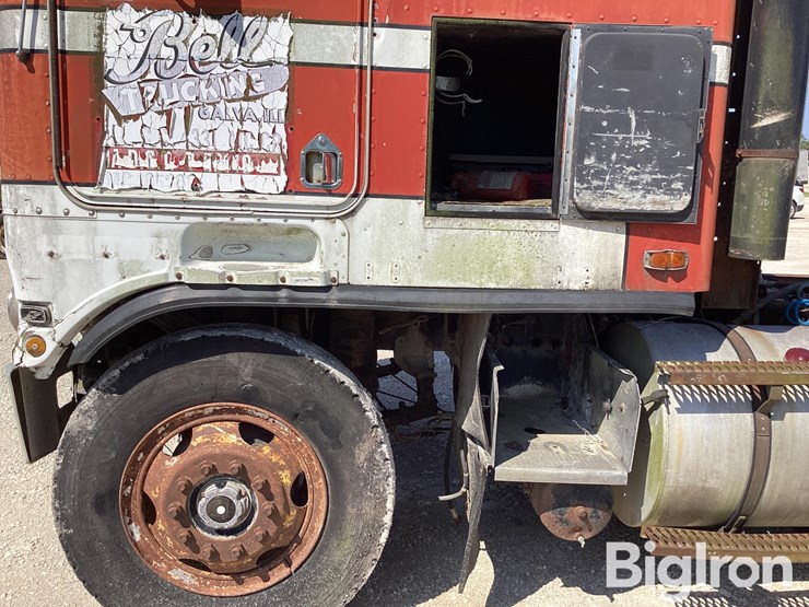 1984-kenworth-k100-image-17