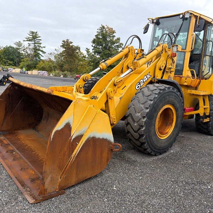 DEERE 624K