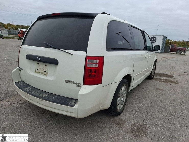 2010-dodge-grand-caravan-se-image-5