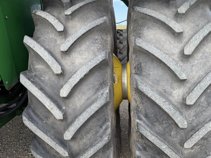 2011-john-deere-9770-sts-image-82