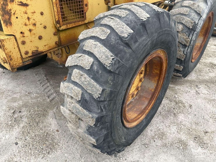 caterpillar-120g-image-25