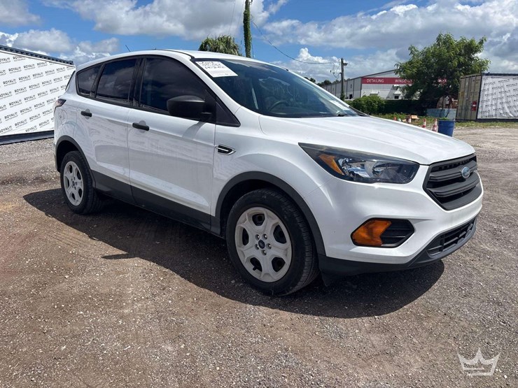 2018-ford-escape-image-2