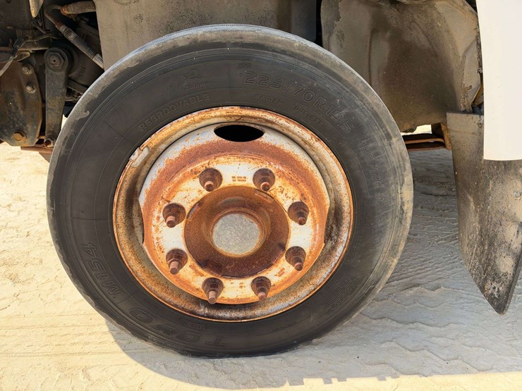 2008-utility-van-image-19