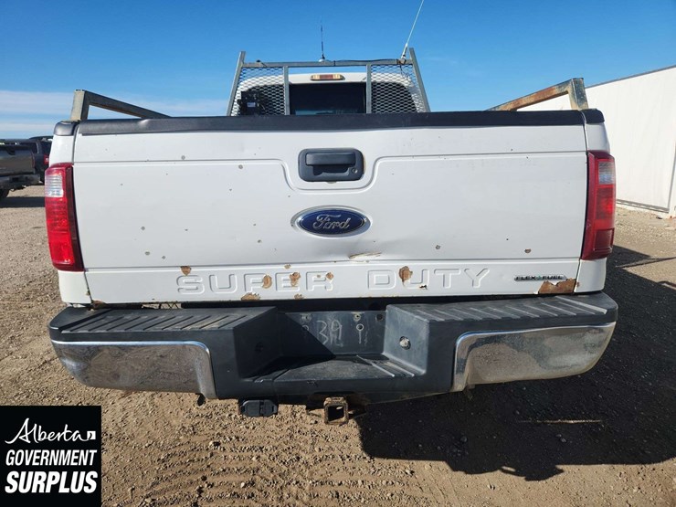 2013-ford-f350-image-35