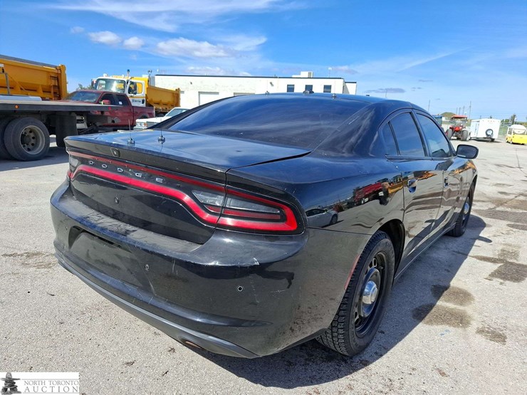 2019-dodge-charger-image-5