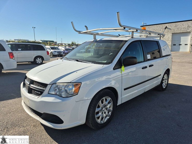 2015-ram-c/v-image-1