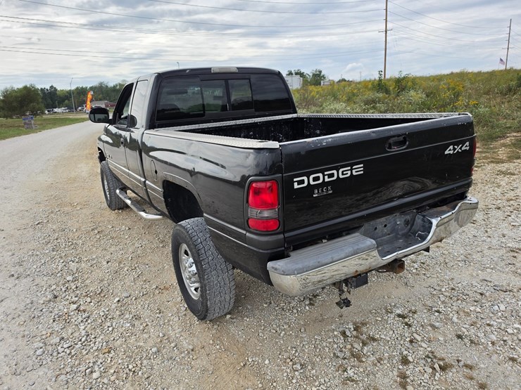 #25320-•-2001-dodge-ram-pickup-pickup-truck-image-13
