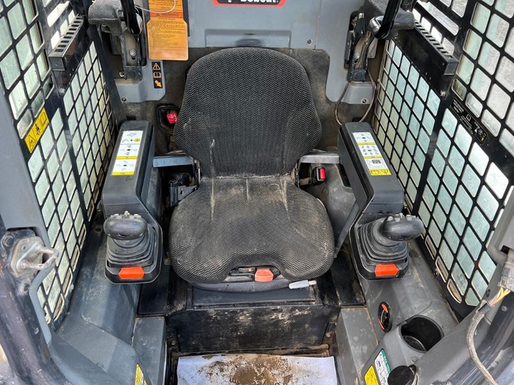 2021-bobcat-t66-image-18