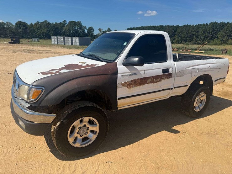2002-toyota-tacoma-image-1