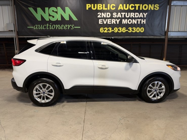 2022-ford-escape-image-1