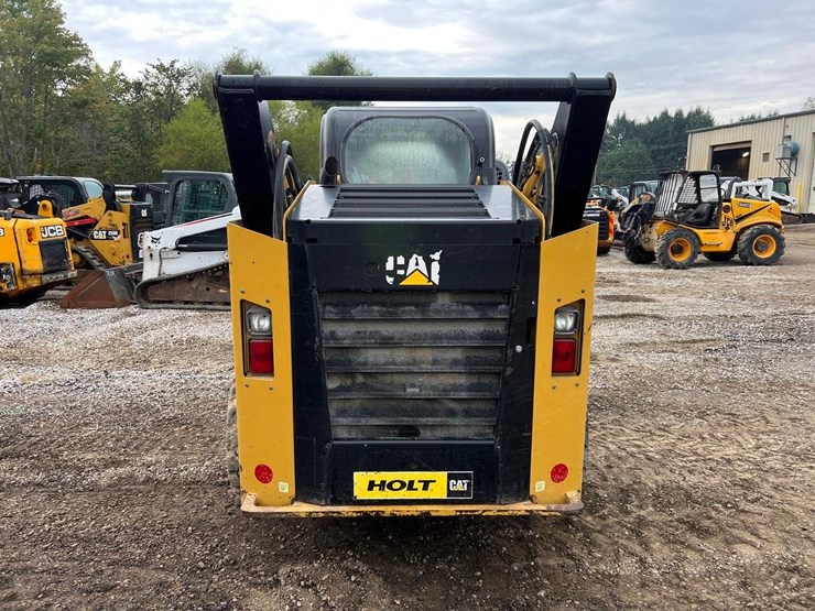 2018-caterpillar-262d-image-4