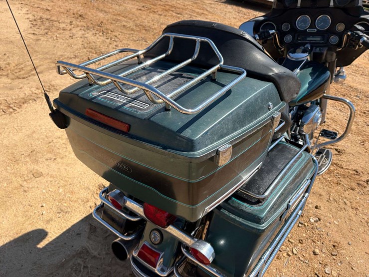 2002-harley-davidson-classic-motorcycle-(64,181-miles)-image-20