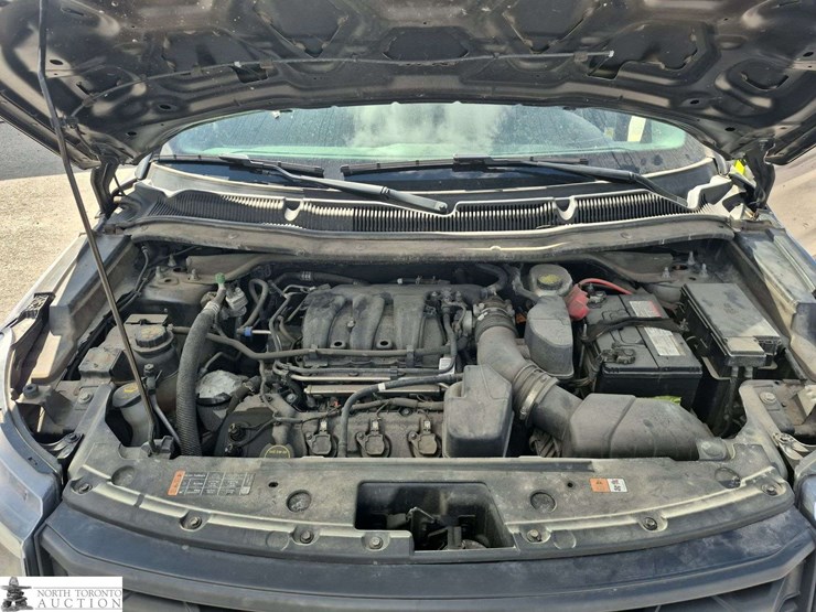 2019-ford-explorer-image-9