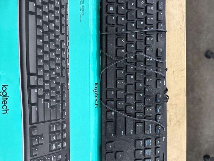 4-msi-cp,-1-hp-probook,-ups.-image-7