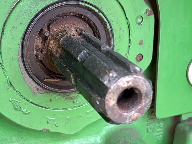 2018-john-deere-5125r-image-5