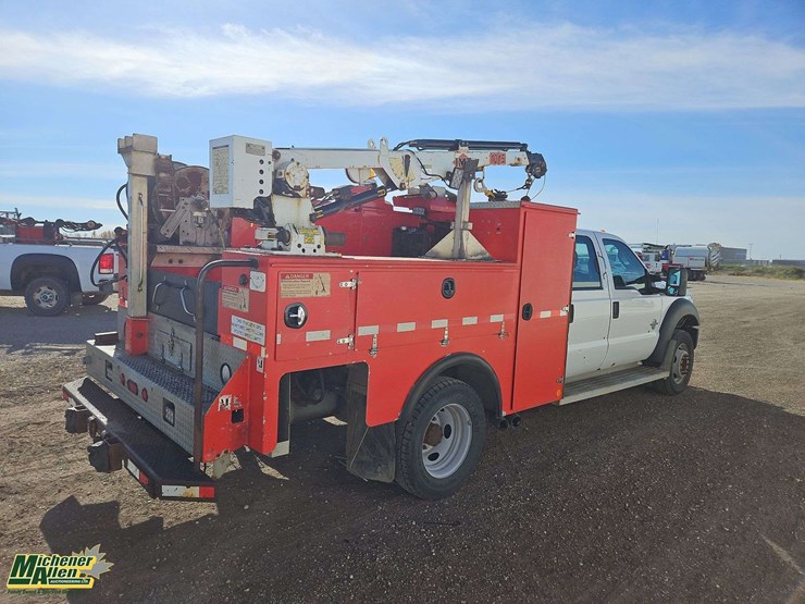 2015-ford-f550-image-4