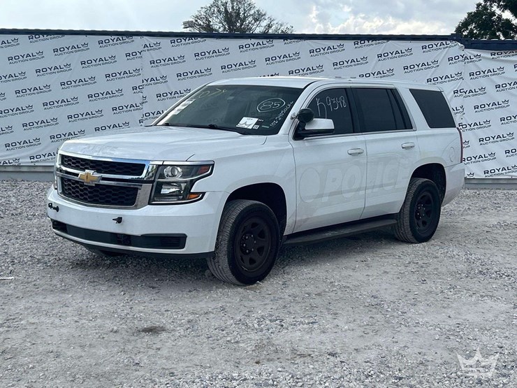 2018-chevrolet-tahoe-image-1