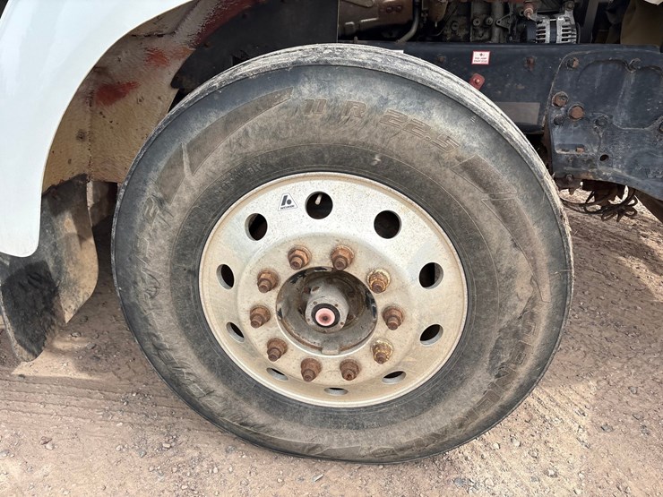 2013-western-star-4900sa-image-92
